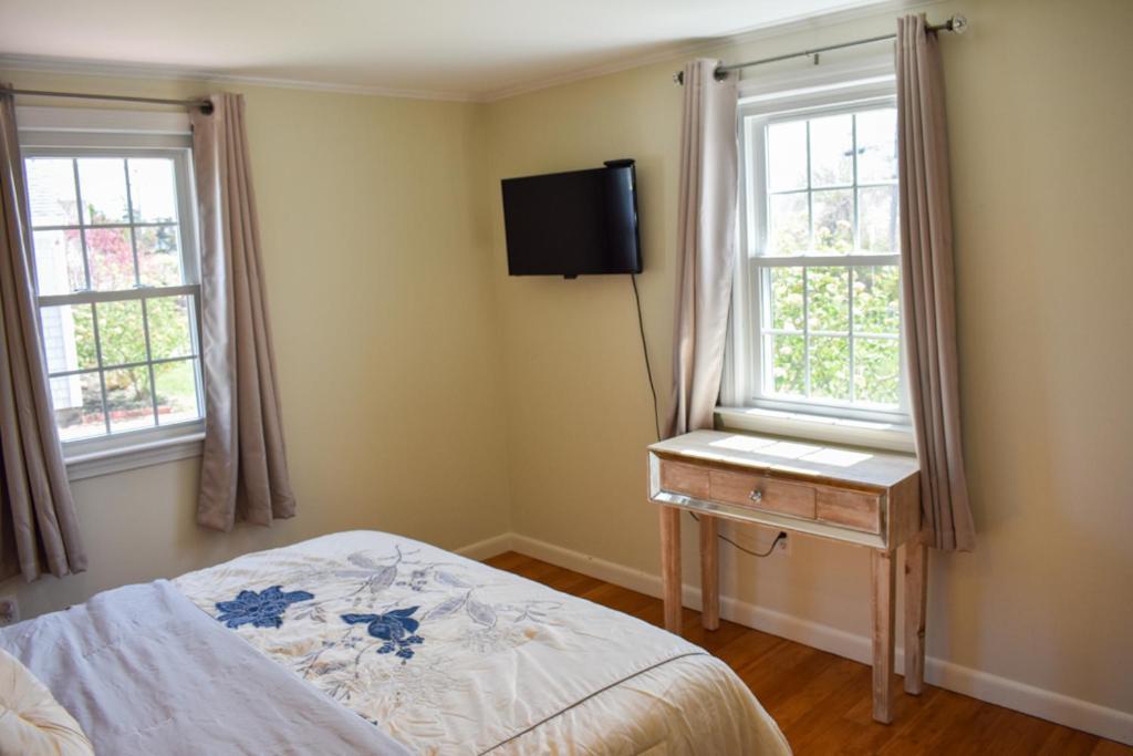 Yarmouth Port Seaside Serenity, Just A Block /0.1 Mile Away From The Beach מראה חיצוני תמונה